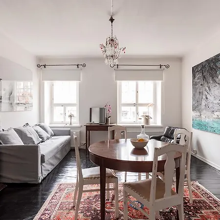 Artist Susi Apartmán Helsinky